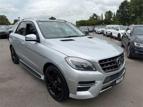 2013 Mercedes-Benz M-Class Wagon W166 ML350 BlueTEC image