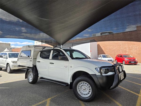 2010 Mitsubishi Triton Utility MN MY11 GLX image