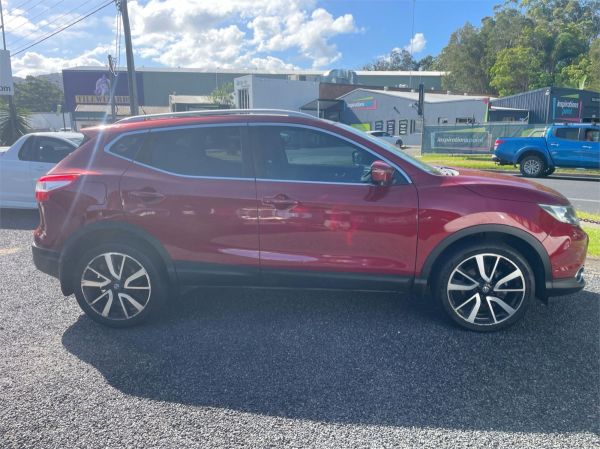 2016 NISSAN QASHQAI 4D WAGON J11 Ti image