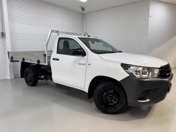 2020 TOYOTA HILUX C/CHAS TGN121R FACELIFT WORKMATE image