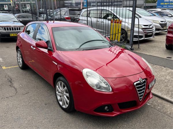 2012 ALFA ROMEO GIULIETTA 5D HATCHBACK DISTINCTIVE image