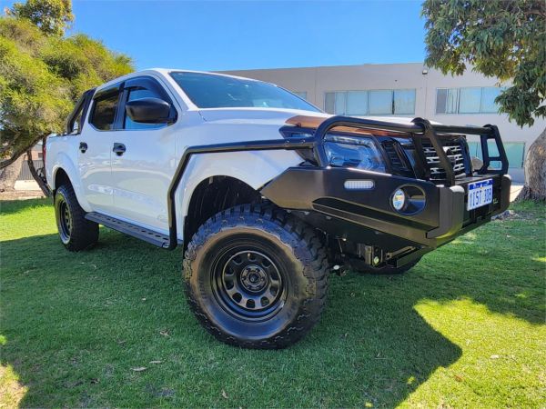 2020 NISSAN NAVARA DUAL CAB P/UP D23 SERIES 4 MY20 ST (4x4) image