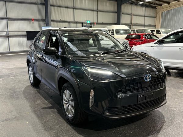 2023 Toyota Yaris Cross MXPJ10R GX image