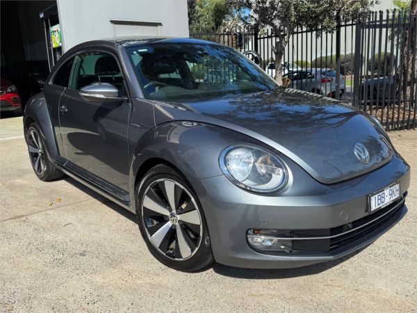 2013 Volkswagen Beetle Liftback 1L MY14 image