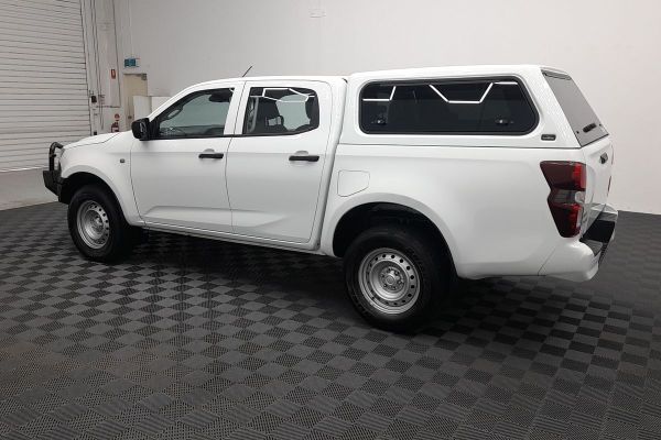 2021 Isuzu D-MAX SX High Ride Rear Wheel Drive image