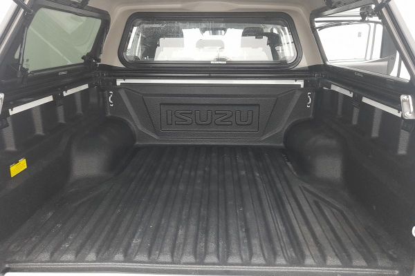 2021 Isuzu D-MAX SX High Ride Rear Wheel Drive image