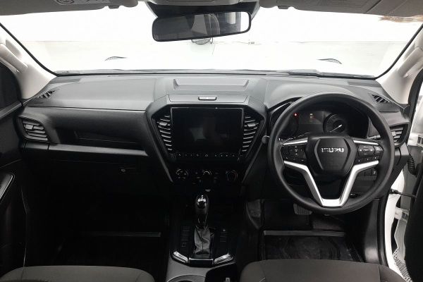 2021 Isuzu D-MAX SX High Ride Rear Wheel Drive image