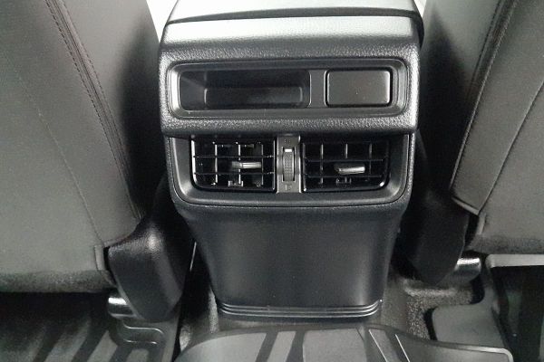 2021 Isuzu D-MAX SX High Ride Rear Wheel Drive image