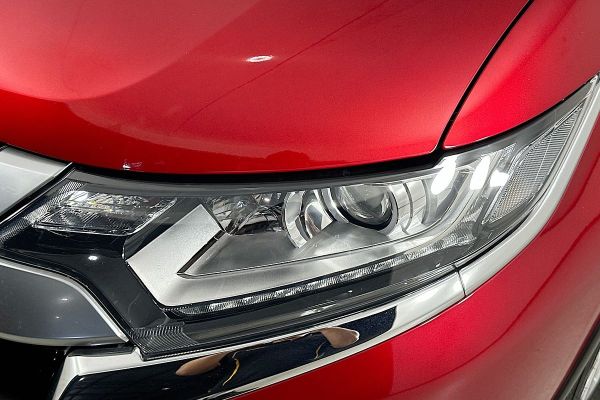 2020 Mitsubishi Outlander ZL ES image