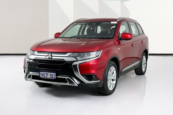 2020 Mitsubishi Outlander ZL ES image