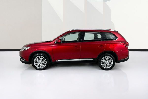 2020 Mitsubishi Outlander ZL ES image