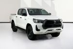 Image for 2022 Toyota HILUX SR (4x4) GUN126R 4X4