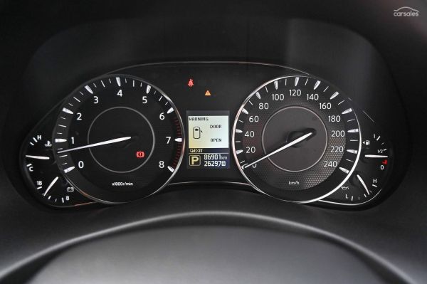 2023 Nissan Patrol Y62 Ti-L image