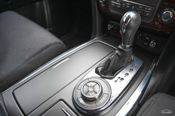 2023 Nissan Patrol Y62 Ti-L image