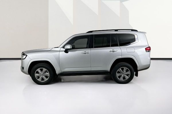 2022 Toyota Landcruiser FJA300R VX image