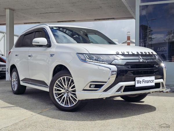 2020 Mitsubishi Outlander PHEV Exceed ZL Auto AWD MY20 image