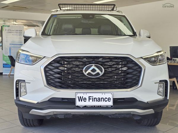 2021 LDV D90 SV9A Executive image