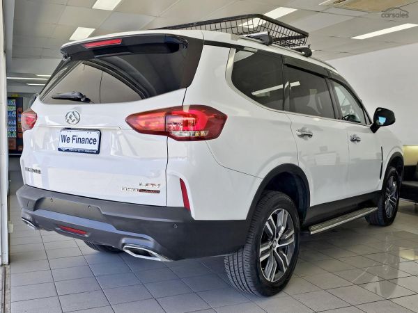 2021 LDV D90 SV9A Executive image