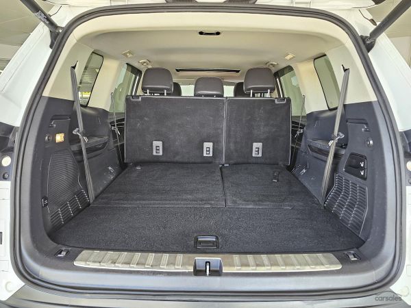2021 LDV D90 SV9A Executive image