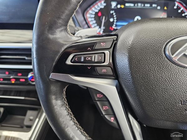 2021 LDV D90 SV9A Executive image