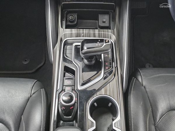 2021 LDV D90 SV9A Executive image
