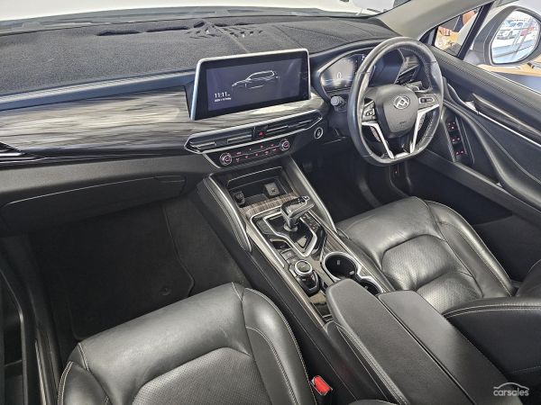 2021 LDV D90 SV9A Executive image
