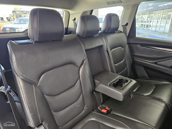2021 LDV D90 SV9A Executive image