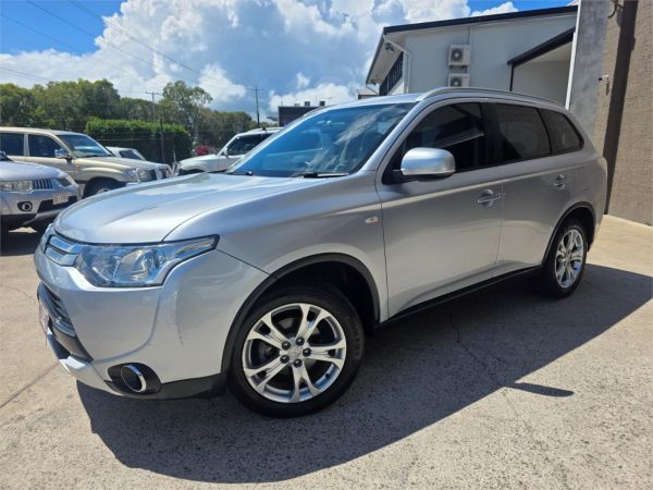2014 Mitsubishi Outlander Wagon ZJ MY14.5 ES image