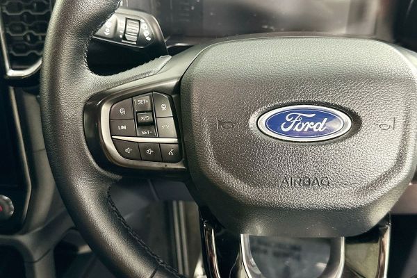 2022 Ford Everest Trend image