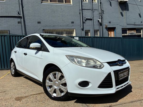 2011 FORD FOCUS 5D HATCHBACK LW AMBIENTE image