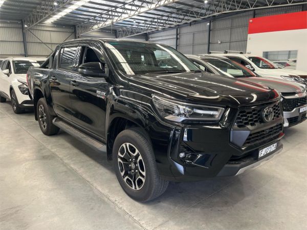 2024 Toyota Hilux Utility GUN126R SR5 48V image