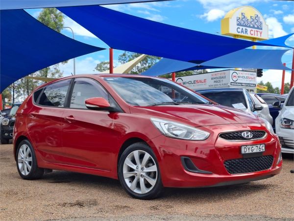 2018 Hyundai Accent Hatchback RB6 MY19 Sport image