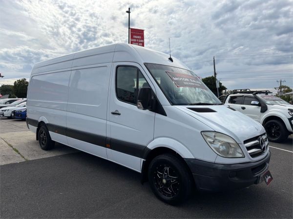 2010 MERCEDES-BENZ SPRINTER 3D VAN 906 MY10 316CDI LWB image