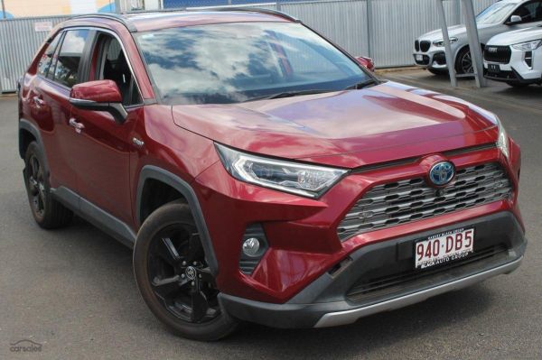 2021 Toyota RAV4 Cruiser Auto eFour image