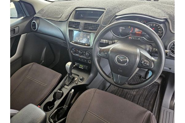 2020 Mazda BT-50 UR XT image
