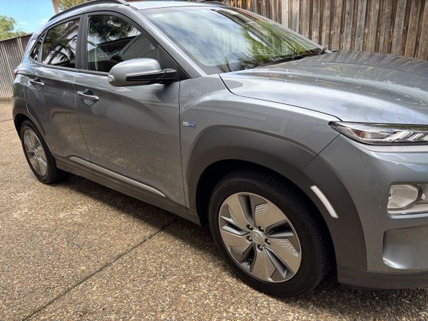 2020 Hyundai KONA Hatchback image