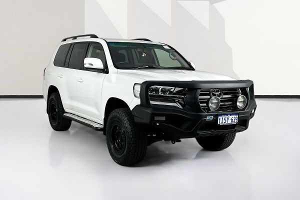 2018 Toyota LANDCRUISER GXL (4x4) VDJ200R MY16 image