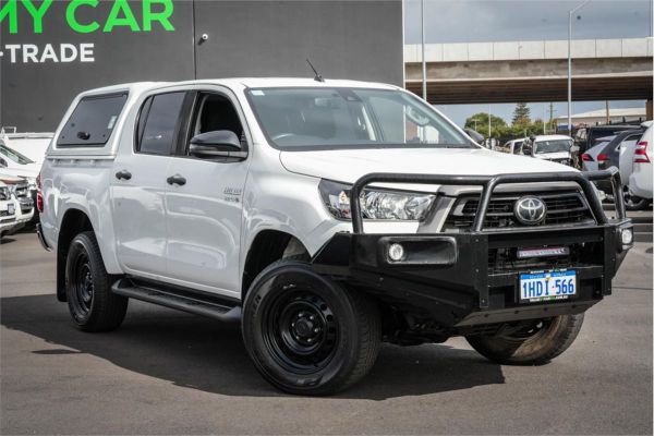 2020 Toyota Hilux SR GUN126R 4X4 image