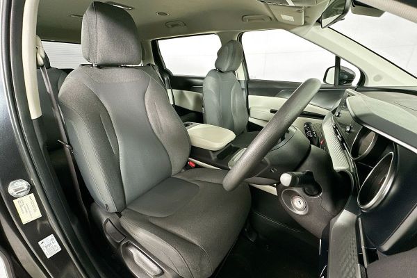 2023 Kia Carnival KA4 S image