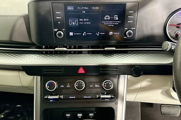 2023 Kia Carnival KA4 S image