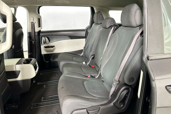2023 Kia Carnival KA4 S image