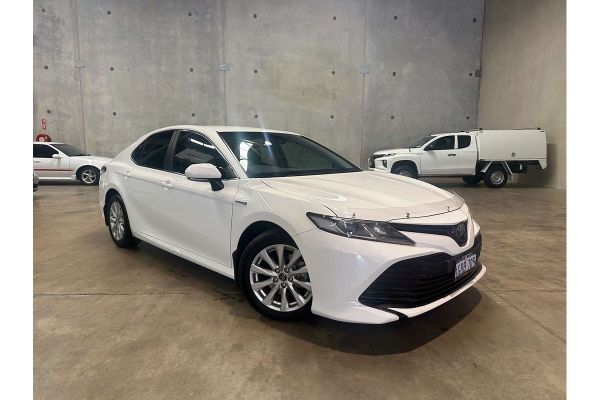 2018 Toyota Camry Ascent AXVH71R image