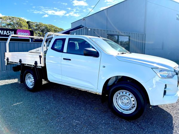 2020 Isuzu D-MAX Cab Chassis RG MY21 SX image