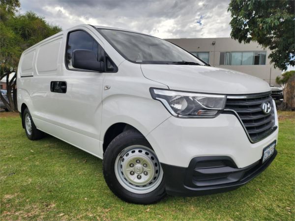 2019 HYUNDAI iLOAD 4D VAN TQ4 MY20 3S TWIN SWING image