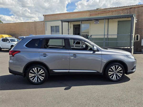 2018 Mitsubishi Outlander Wagon ZL MY19 LS image