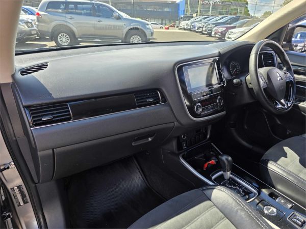 2018 Mitsubishi Outlander Wagon ZL MY19 LS image