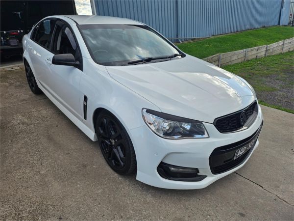 2016 Holden Commodore Sedan VF II MY16 SV6 Black image