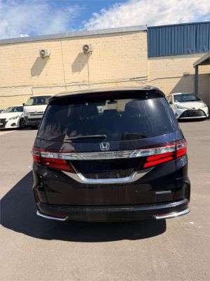 2017 HONDA ODYSSEY 4D WAGON RC (HYBRID) image
