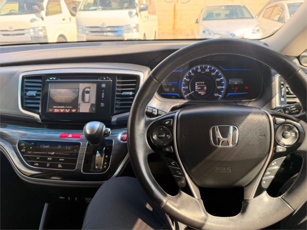 2017 HONDA ODYSSEY 4D WAGON RC (HYBRID) image