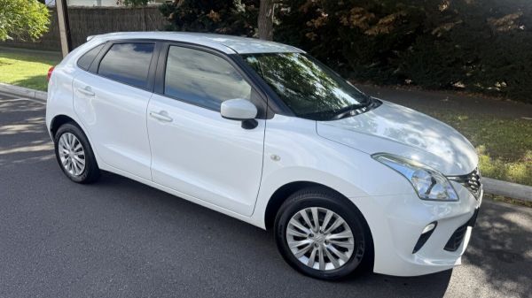 2019 Suzuki Baleno GL White Crystal 4 Speed Automatic Hatchback image